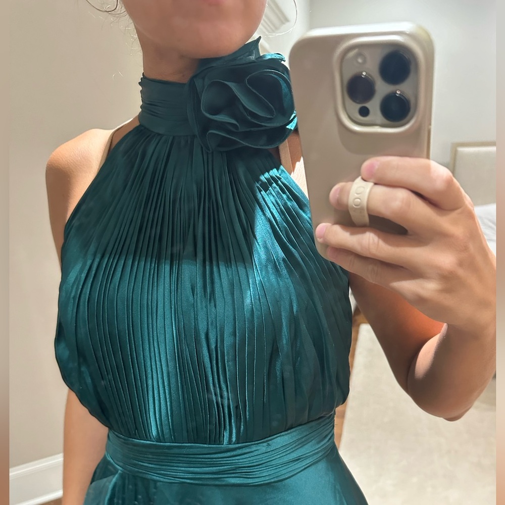 Mac Duggal HALTER NECK FLOWER DETAIL RUFFLED MIDI DRESS - Picture 5 of 12